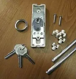 Zámek rozvorový AVES 702 3 klíče (bez tyčí)