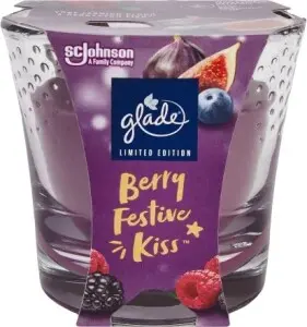 Glade svíčka vonná Maxi Berry Festive Kiss, 204 g