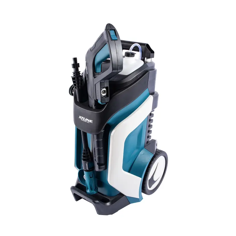 Čistič vysokotlaký se šamponováním 2000 W