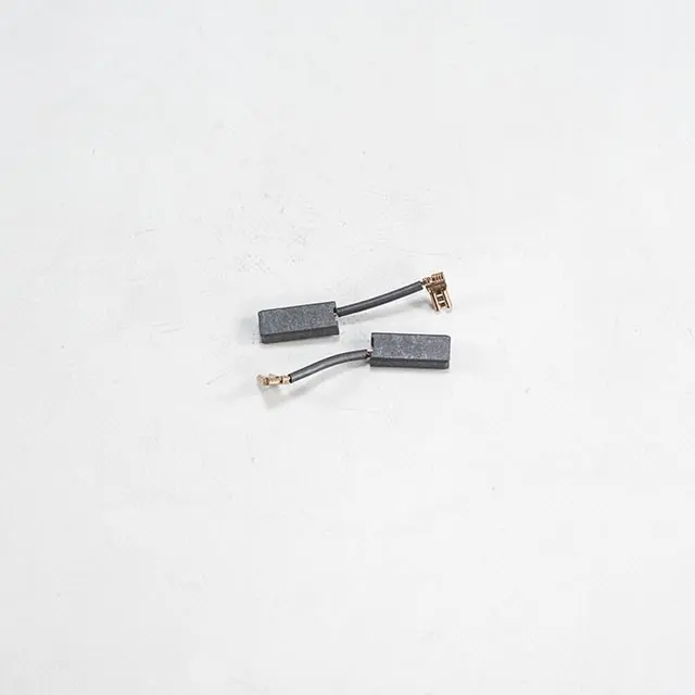 Uhlíky pro kombinované kladivo XT106061, pár Uhlíky pro kombinované kladivo XT106061, pár