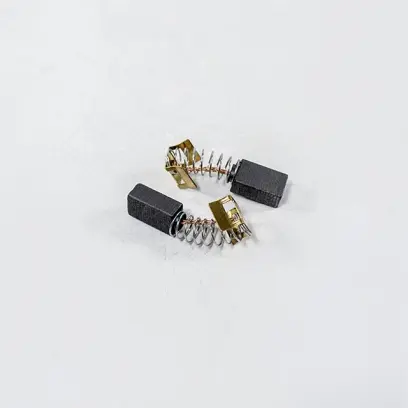 Uhlíky pro el. mečovou pilu XT106390, pár