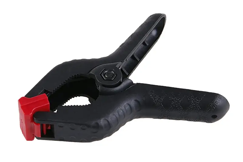 Svěrka plastová WESTBERG 4" rozteč max. 40mm