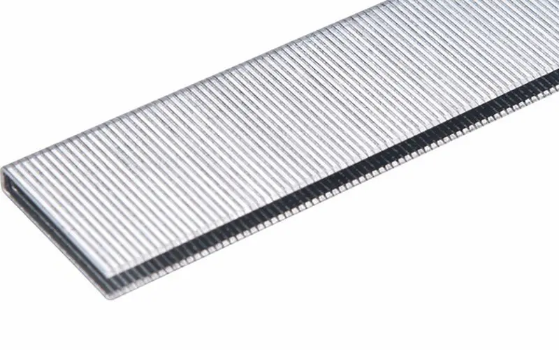 Spony nastřelovací 30mm 5.7x1.2x1mm 3000ks Spony nastřelovací 30mm 5.7x1.2x1mm 3000ks