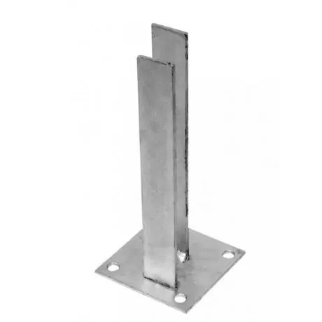 Patka Zn k montáži čtyřhranného sloupku na betonový základ 60x40mm