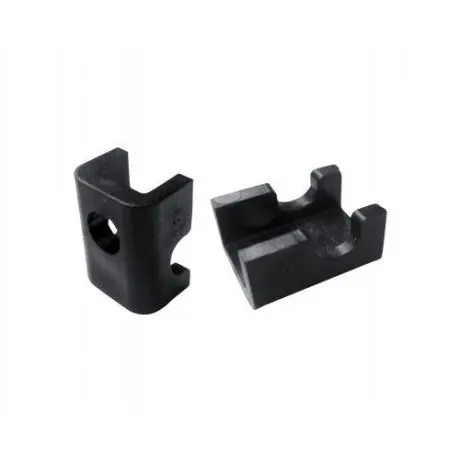 Příchytka PVC panelu PILOFOR CLASSIC ke konstrukci branky a brány, černá