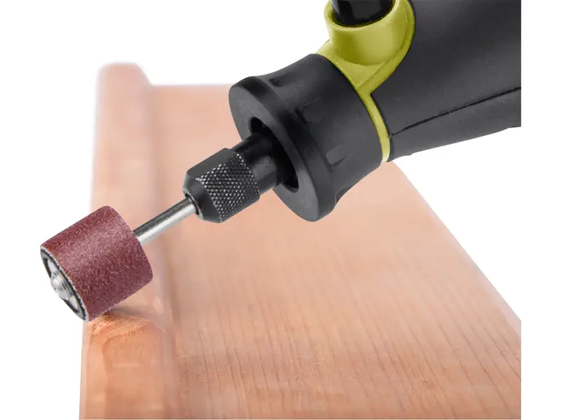 bruska přímá, 40ks příslušenství, 135W