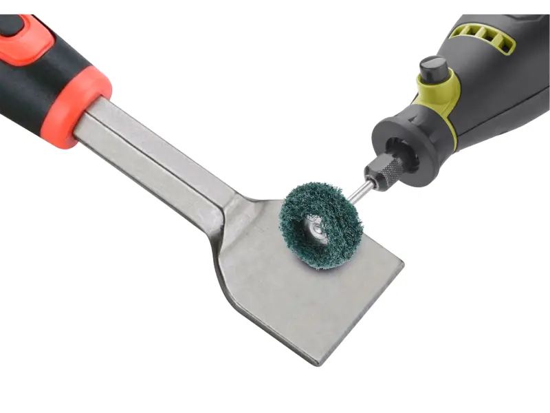 bruska přímá, 40ks příslušenství, 135W