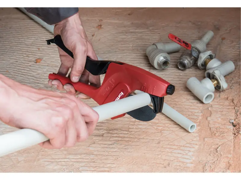 nůžky na plastové trubky, O 0-64mm, trojúhel. břit