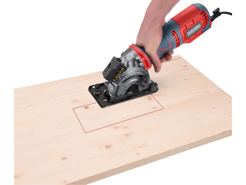 pila kotoučová/řezačka s laserem, zanořovací, 89mm, 705W