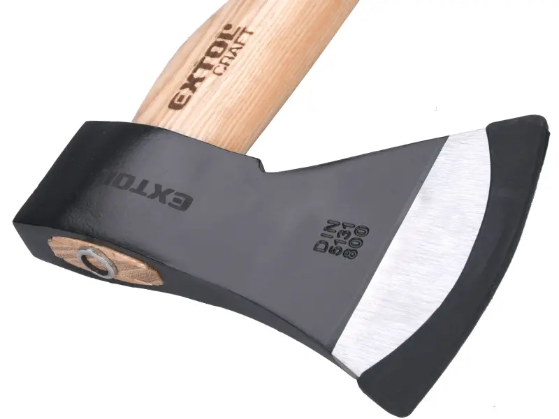 sekera s kvalitní jasanovou násadou, 800g