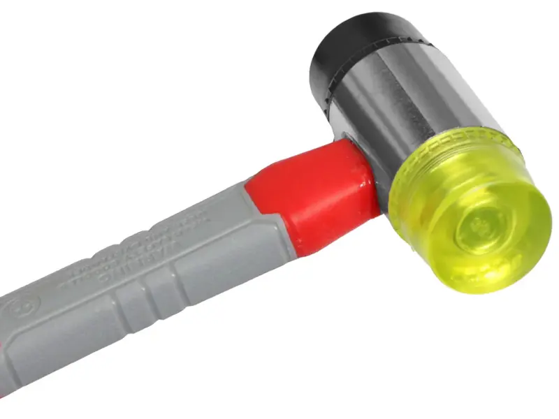 Plastové a gumové kladivo