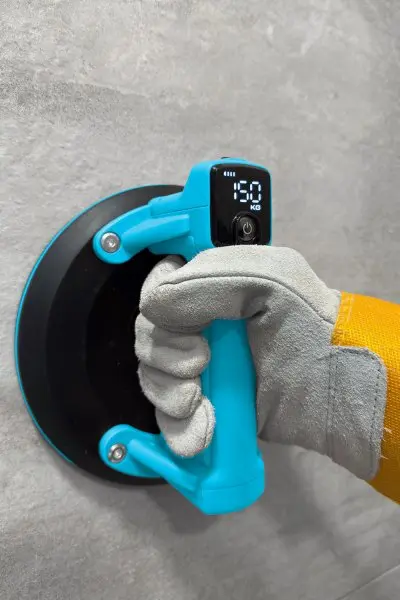 Přísavka akumulátorová WESTBERG 200mm Li+ion 3.6V/2.0Ah CE