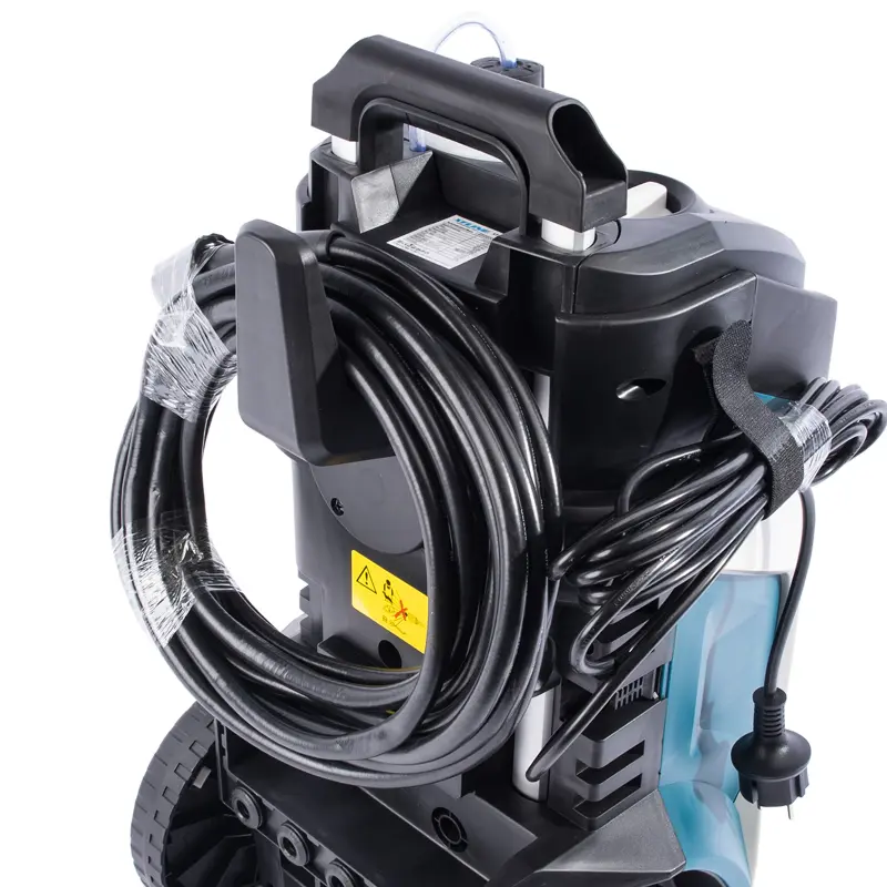 Čistič vysokotlaký se šamponováním 2000 W