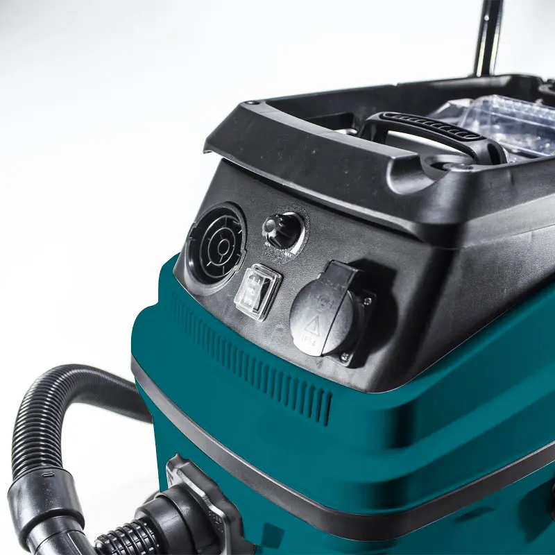 Průmyslový vysavač na suché a mokré vysávání 1600 W + příslušenství