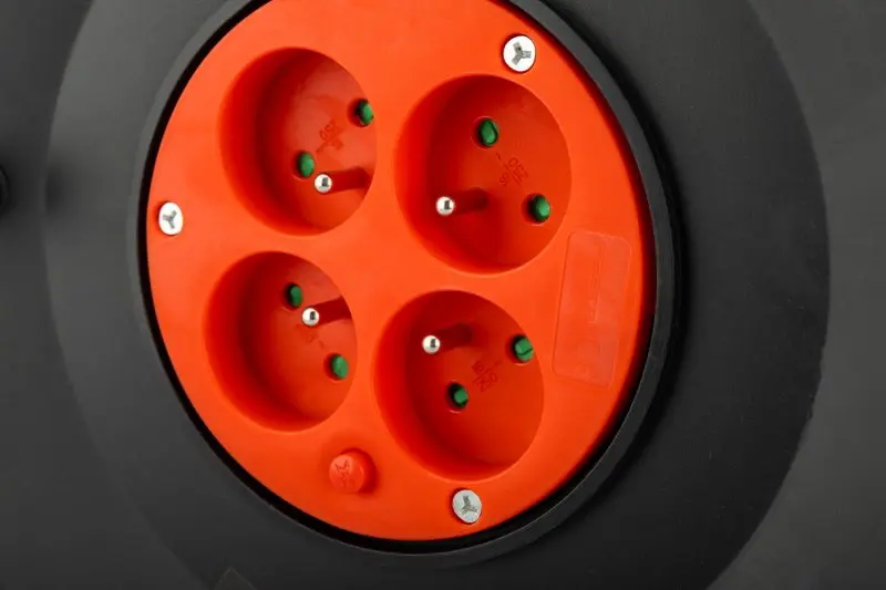 Kabel prodlužovací na bubnu FESTA 50m 4zásuvky 3x1.5mm IP20 MAX 3680W