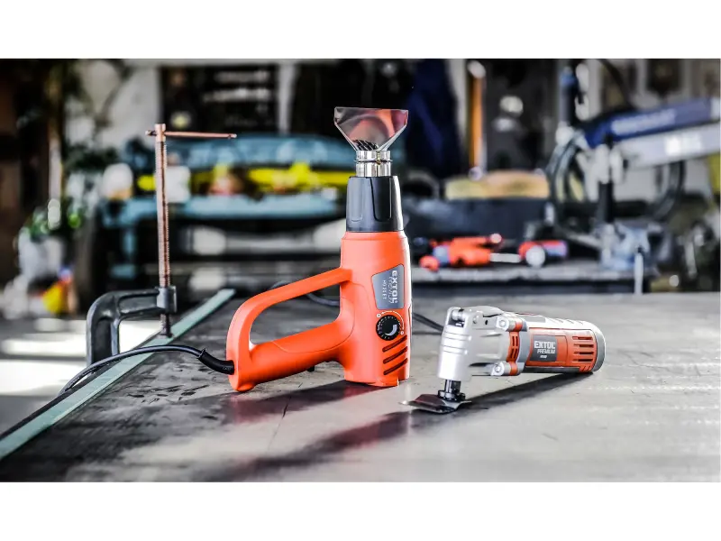 pistole horkovzdušná s plynulou regulací teploty, 2000W