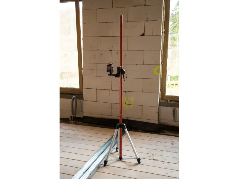 laser zelený liniový, křížový samonivelační, 1H360° x 1V