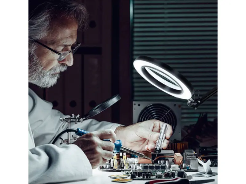 lampa stolní s lupou, USB napájení, černá, 2400lm, 3 barvy světla, 5x zvětšení