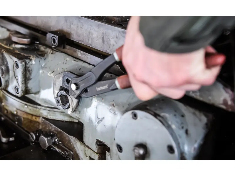 kleště nastavitelné, typ HUNTER, 245mm, CrMoV