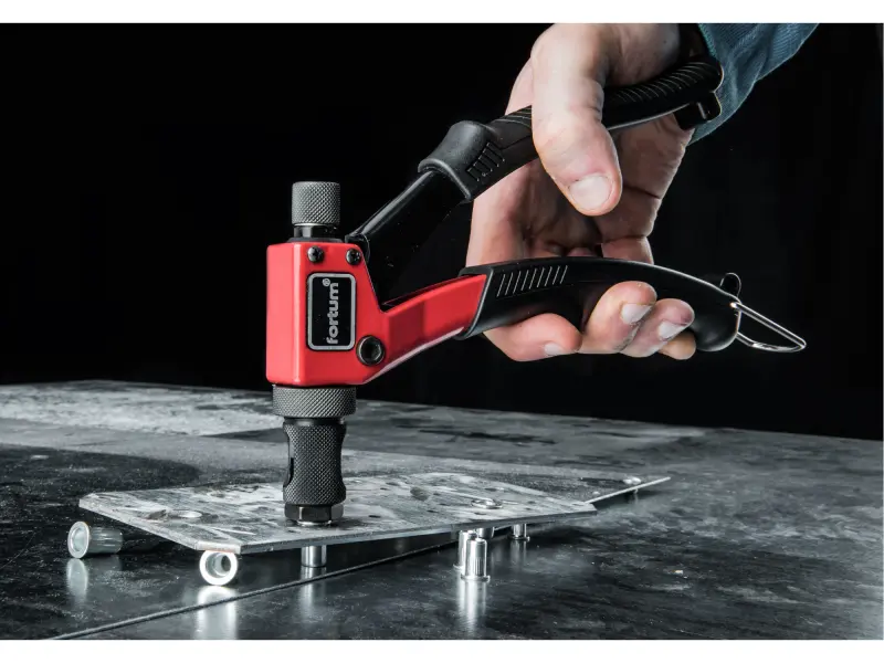 kleště nýtovací pro nýtovací matice, M3-M6, 200 mm