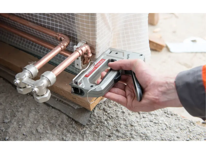 pistole sponkovací 6funkční, 6-14mm včetně 100ks spon