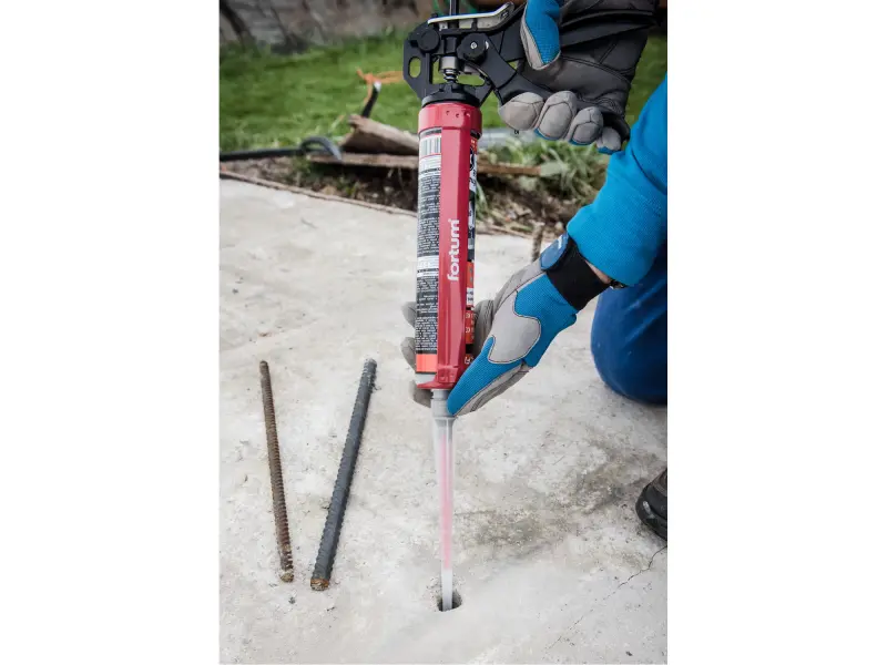 pistole vytlač. otočná PROFI s přepínačem dávkování a zpětného kroku, 225mm/310ml