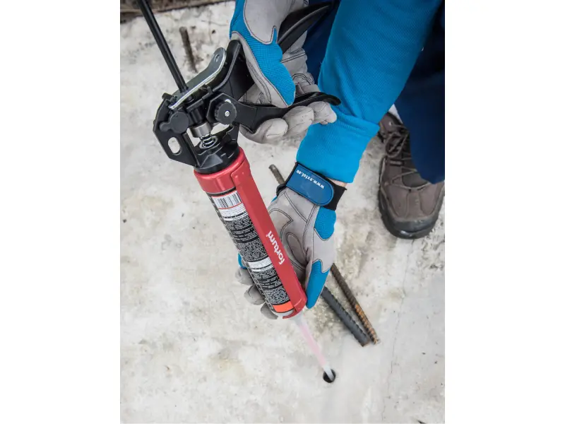 pistole vytlač. otočná PROFI s přepínačem dávkování a zpětného kroku, 225mm/310ml