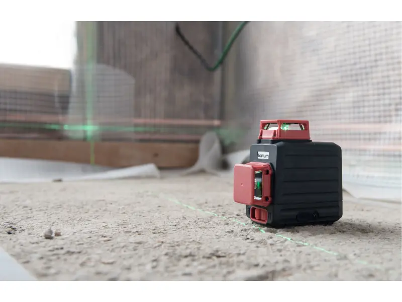 laser zelený 2D liniový, křížový samonivelační