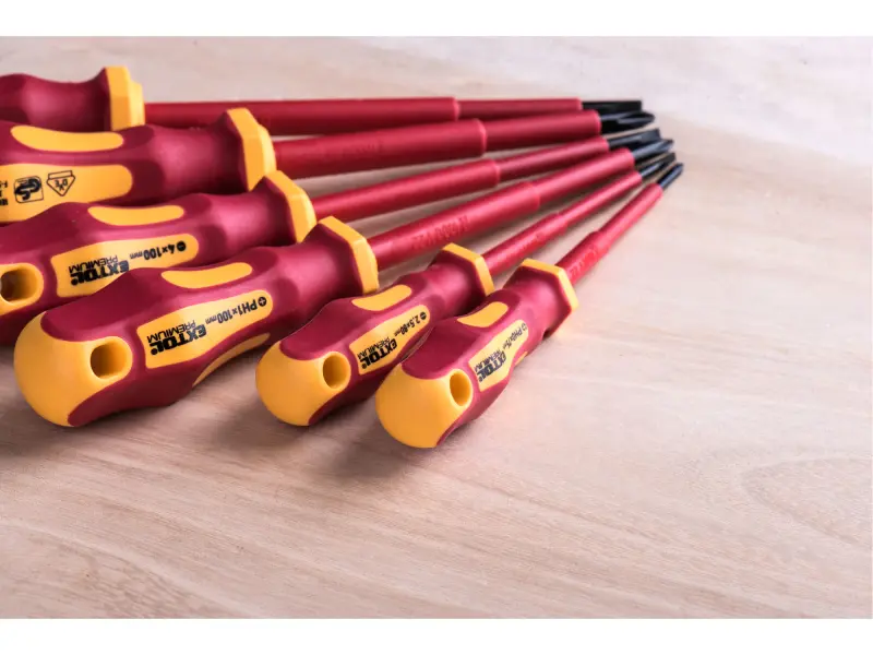 šroubováky elektrikářské se zkoušečkou, sada 7ks, 3x(-), 3x(PH), CrV