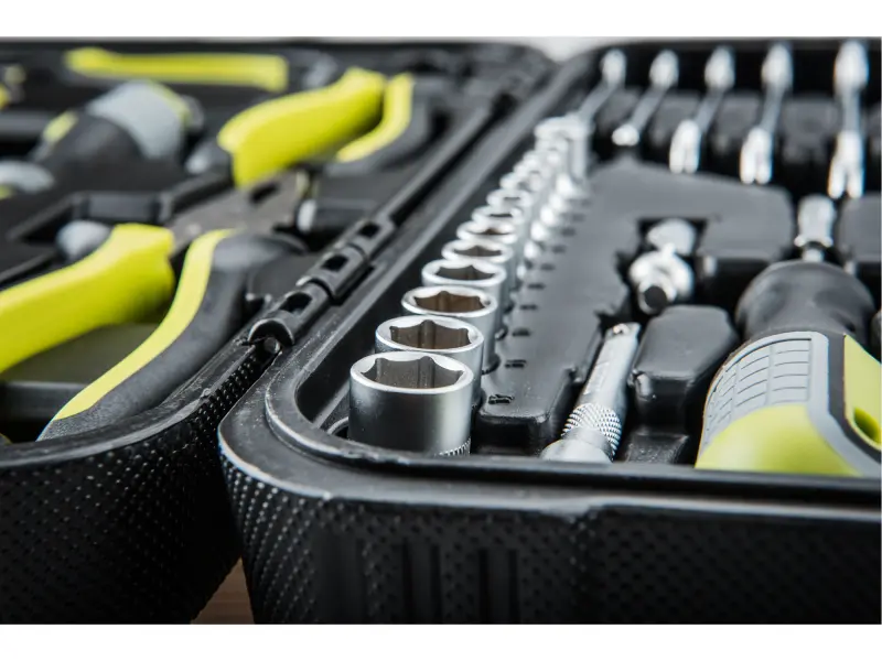 sada nářadí 65ks, 1/4