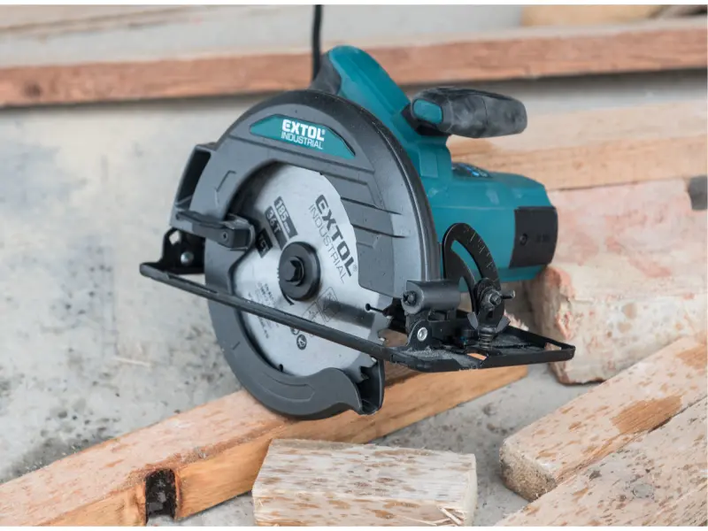 pila kotoučová, 185mm, 1600W