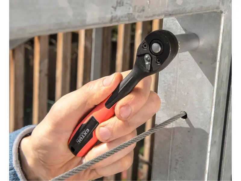 ráčna tvarovaná, 72 zubů, 1/4