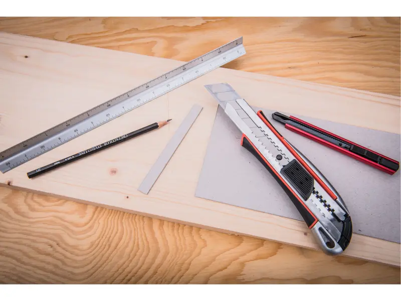 nůž ulamovací kovový s výztuhou, 18mm Auto-lock