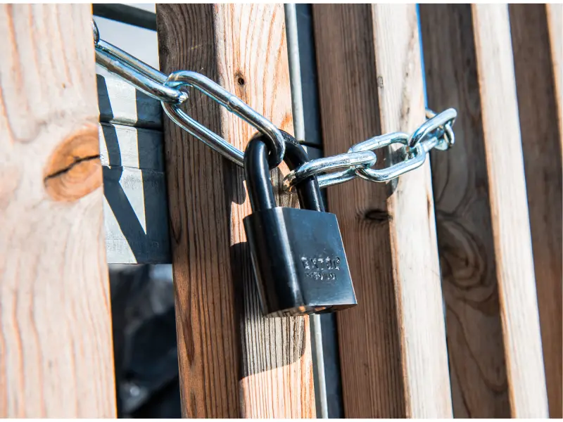 zámek visací kovový, 50mm závěsné oko z tvrzené oceli