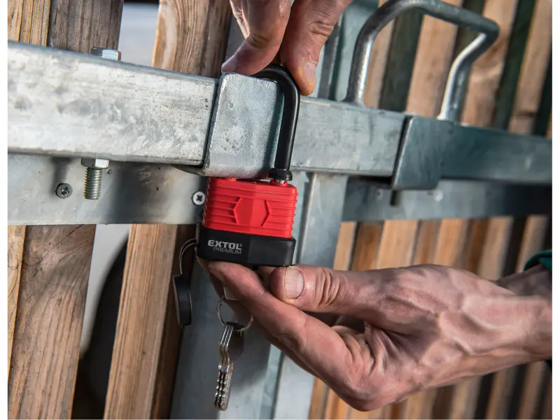 zámek visací voděodolný, prodloužený, 40mm