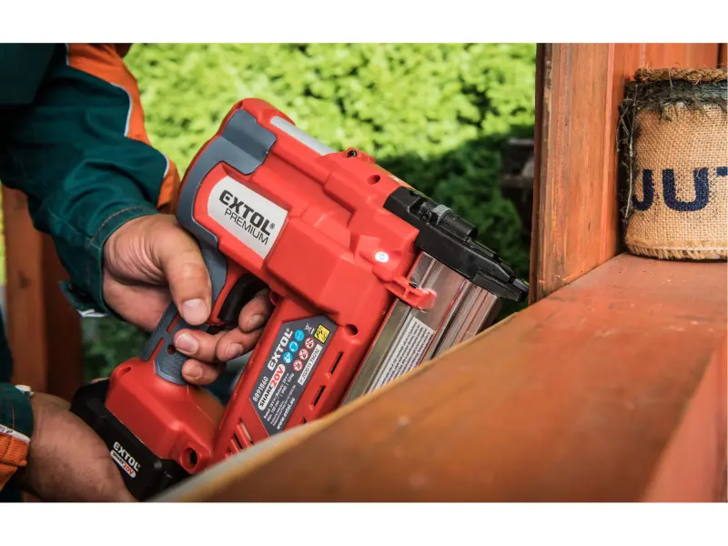 hřebíkovačka/sponkovačka aku SHARE20V, 20V Li-ion, 2Ah