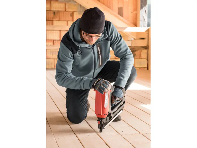 hřebíkovačka na konstrukce, plynová