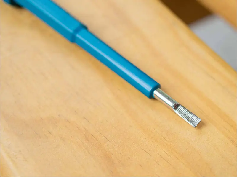 Zkoušečka napětí, 190mm, 100-500V