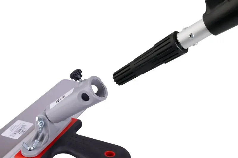 Držák na špachtle s výztuží 400-600mm (31520-2) na násadu nastavitelný