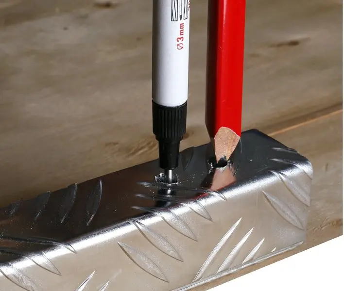 Značkovač hloubkový FESTA permanentní černý 150mm