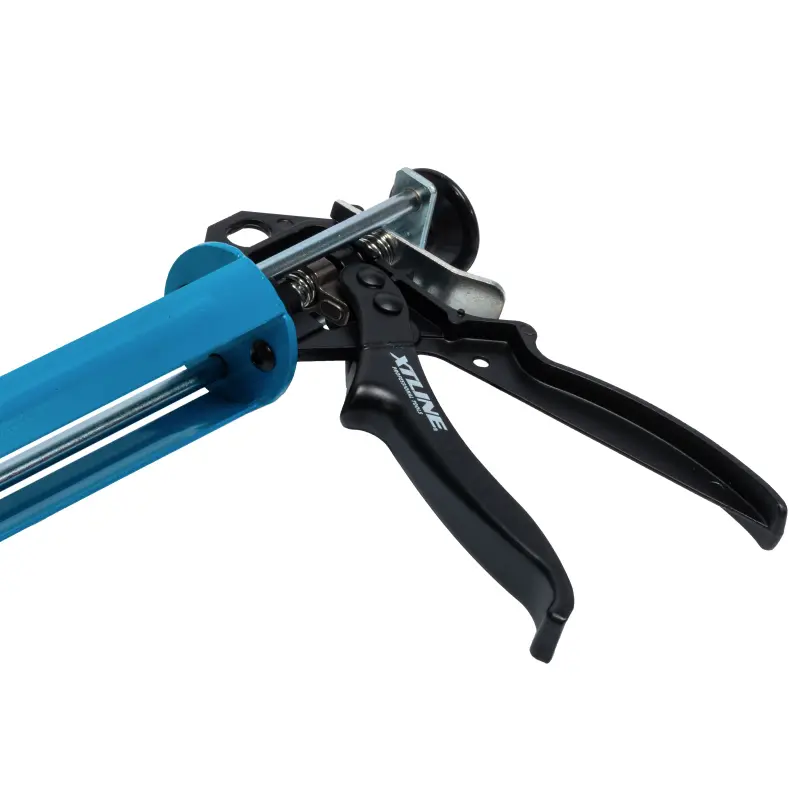 Pistole na tmel a chemické malty 300 ml