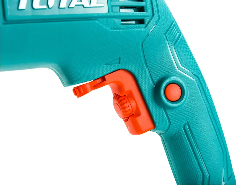 Vrtačka s příklepem a nářadím, 680W, 115ks