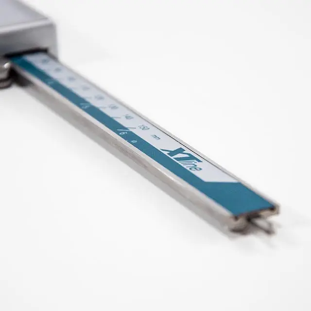 Měřítko posuvné nerezové digitální 150 mm