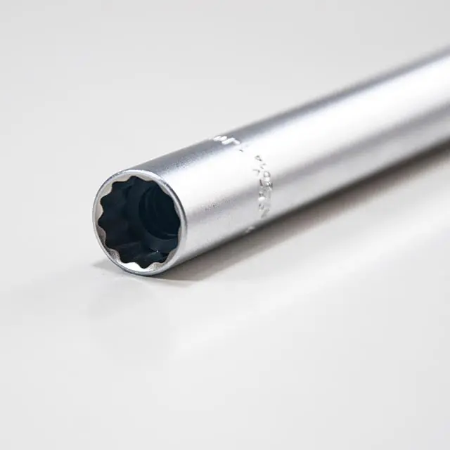 Hlavice na svíčky dvanáctihranná 3/8