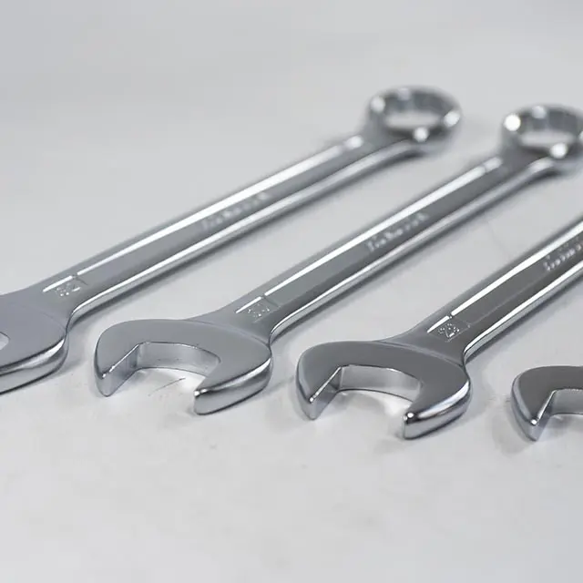 Sada očkoplochých klíčů 4 díly, plastové plato A