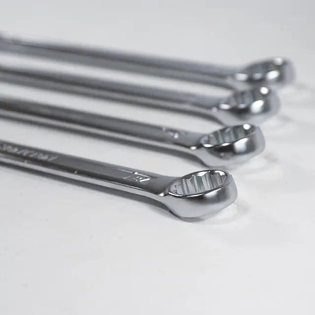 Sada očkoplochých klíčů 4 díly, plastové plato A