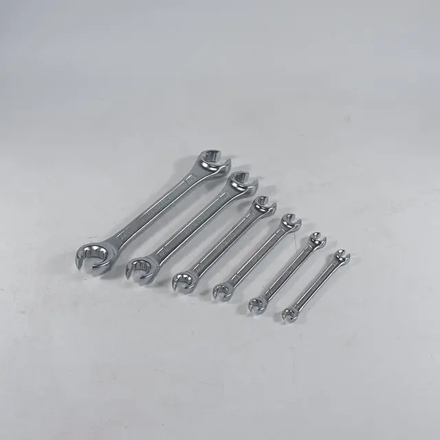 Sada klíčů na převlečné matice 6 dílů - matných, plastové plato A