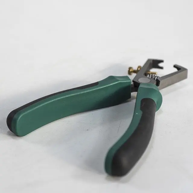 Kleště odizolovací 180 mm