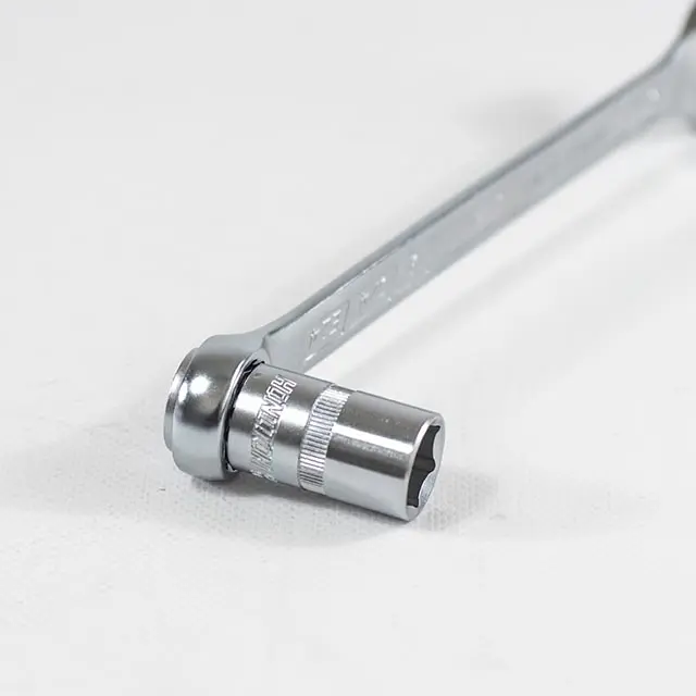 Adaptér na hlavice pro ráčnový klíč | 1/4