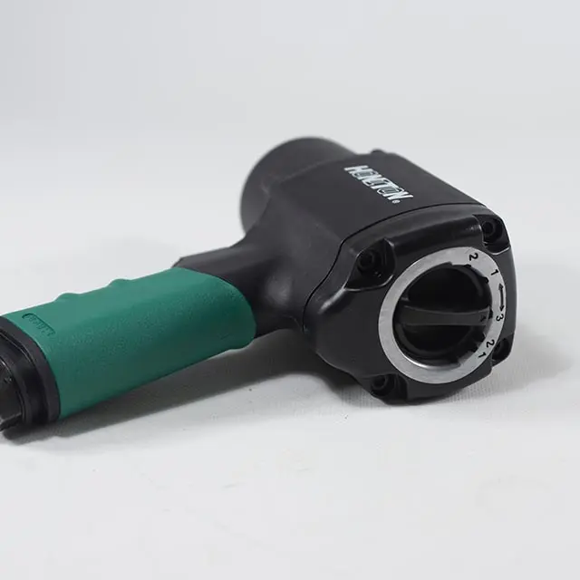 Utahovák pneumatický 1/2